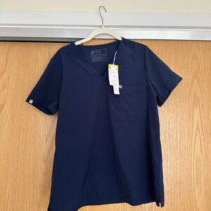 NWT Figs FreeX Navy Catarina One Pocket Scrub Top